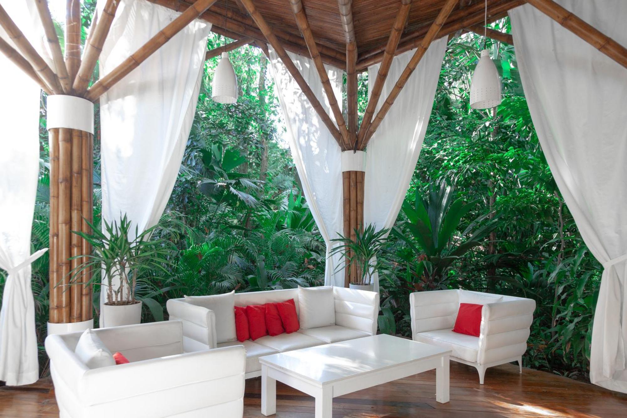 Le Cameleon Boutique Hotel Puerto Viejo de Talamanca Екстер'єр фото